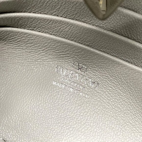 VALENTINOGARAVANI Rockstud Silver Leather - Tote Bag 752-051625 - Picture 13 of 14